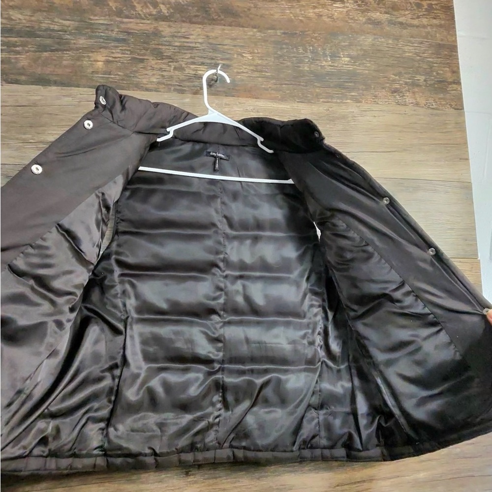 Daisy Fuentes Black Quilted Vest - Picture 4 of 7